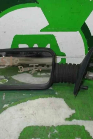 RETROVISOR IZQUIERDO MANUAL Económico