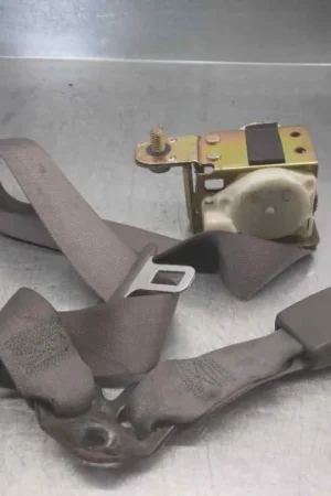 Marca Reconocida CINTURON SEGURIDAD TRASERO CENTRAL ECCB30EJ006 4 PUERTAS