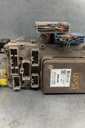 Última Oportunidad CAJA RELES / FUSIBLES 38600ST3G010